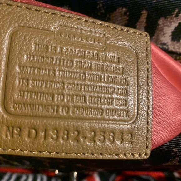 Coach Leopard bag with leather and canvas - Picture 4 of 7